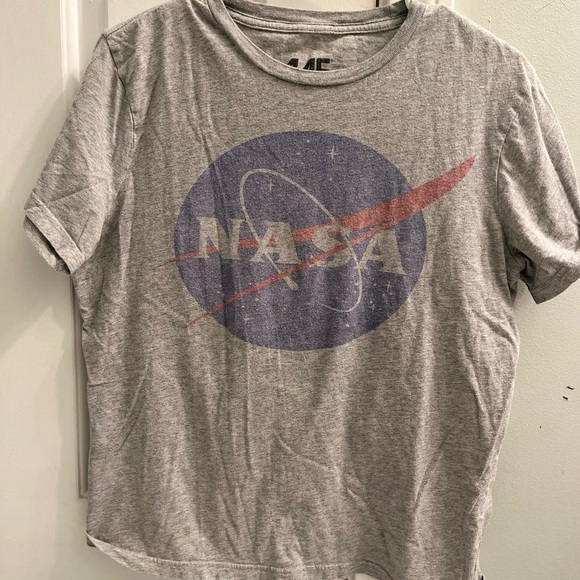 NASA distressed logo gray tee - Picture 3 of 5